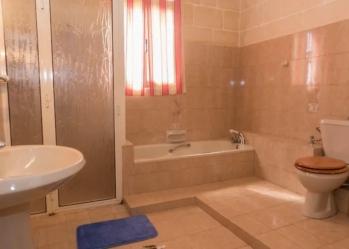 Acomodation House Kavarna * Xagħra