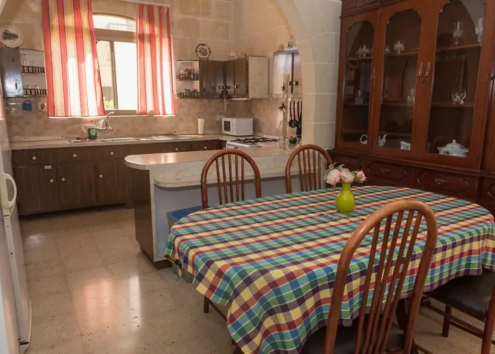 Acomodation House Kavarna * Xagħra