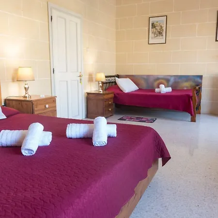 Acomodation House Kavarna * Xagħra